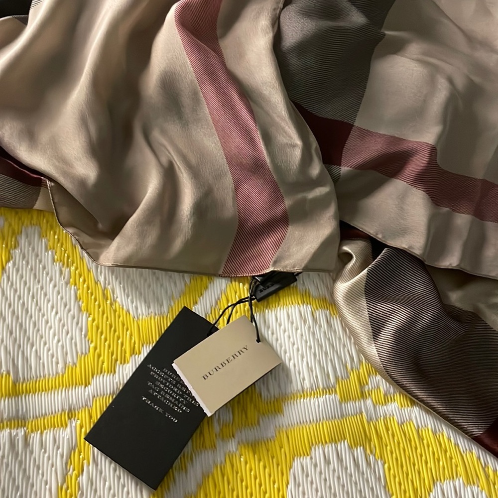 Burberry Silk Scarf 70x190 cm